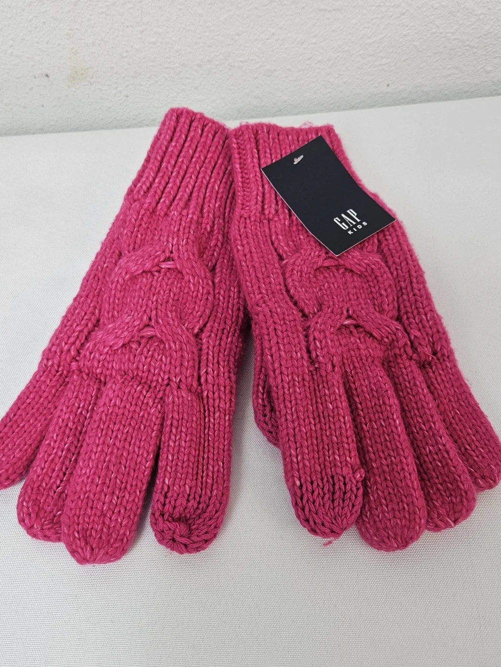 GAP Kids Cable Knit Smartphone  Gloves in Hot Pink New